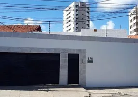 Foto 1 de Casa com 4 Quartos à venda, 220m² em Vicente Pinzon, Fortaleza
