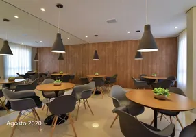 Foto 1 de Apartamento com 2 Quartos à venda, 56m² em Vila das Mercês, São Paulo