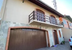 Foto 1 de Casa com 4 Quartos à venda, 228m² em Panazzolo, Caxias do Sul