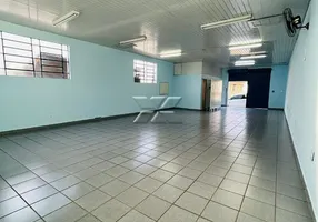 Foto 1 de Galpão/Depósito/Armazém para alugar, 140m² em Jardim Residencial das Palmeiras, Rio Claro