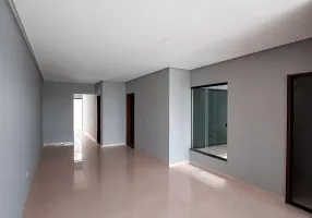 Foto 1 de Casa com 3 Quartos à venda, 150m² em Mangabeira, Feira de Santana