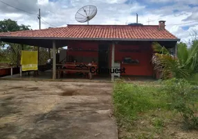 Foto 1 de Fazenda/Sítio com 3 Quartos à venda, 1800m² em Centro, Felixlândia