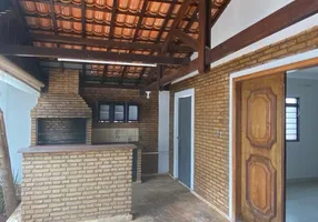 Foto 1 de Casa com 3 Quartos para venda ou aluguel, 238m² em Icaray, Araçatuba