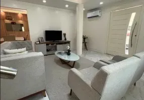 Foto 1 de Casa com 3 Quartos à venda, 151m² em Costa Azul, Salvador