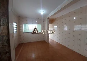 Foto 1 de Sobrado com 3 Quartos para alugar, 150m² em Vila Carmosina, São Paulo