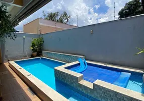 Foto 1 de Casa com 3 Quartos à venda, 180m² em Jardim Paqueta, Belo Horizonte
