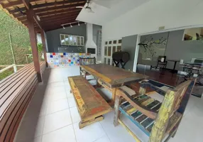 Foto 1 de Casa com 4 Quartos à venda, 290m² em Granja Viana, Carapicuíba