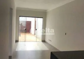 Foto 1 de Casa com 3 Quartos à venda, 75m² em São Jorge, Uberlândia