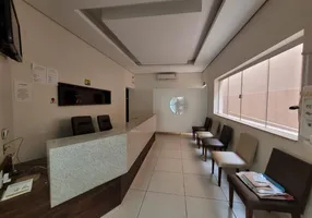 Foto 1 de Ponto Comercial com 4 Quartos à venda, 450m² em Centro, Uberlândia