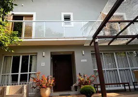 Foto 1 de Sobrado com 3 Quartos para venda ou aluguel, 500m² em Alto de Pinheiros, São Paulo