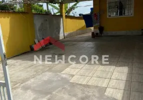 Foto 1 de Casa com 2 Quartos à venda, 72m² em Balneario Jussara, Mongaguá