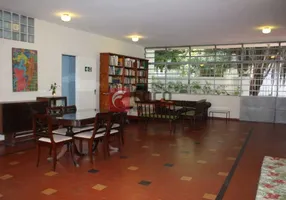 Foto 1 de Casa com 6 Quartos à venda, 272m² em Humaitá, Rio de Janeiro
