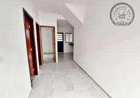 Foto 1 de Casa de Condomínio com 2 Quartos à venda, 70m² em Mirim, Praia Grande