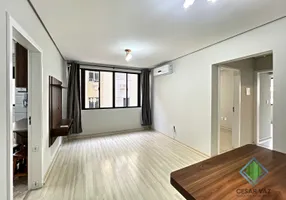 Foto 1 de Apartamento com 2 Quartos à venda, 62m² em Abraão, Florianópolis