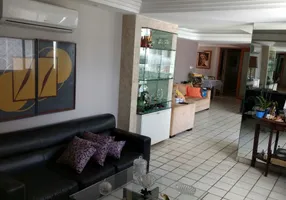 Foto 1 de Apartamento com 4 Quartos à venda, 136m² em Jaqueira, Recife