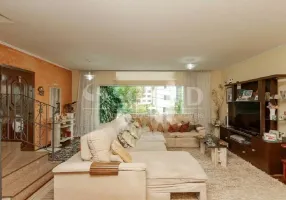 Foto 1 de Casa com 4 Quartos à venda, 243m² em Alto Da Boa Vista, São Paulo