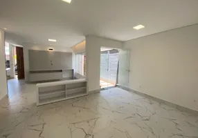 Foto 1 de Casa de Condomínio com 3 Quartos à venda, 180m² em Condominio Village Paradiso, Uberlândia