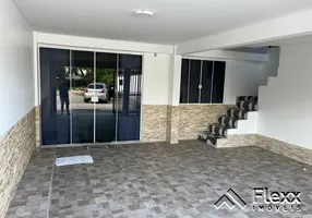 Foto 1 de Casa com 2 Quartos à venda, 120m² em Sitio Cercado, Curitiba