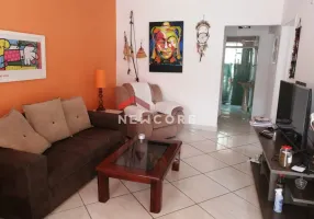 Foto 1 de Casa com 4 Quartos à venda, 70m² em Centro, Mongaguá