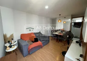 Foto 1 de Apartamento com 2 Quartos para alugar, 45m² em Padre Miguel, Rio de Janeiro
