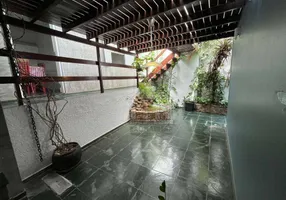 Foto 1 de Sobrado com 3 Quartos para venda ou aluguel, 200m² em Jardim Malia, São Paulo