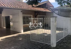 Foto 1 de Casa de Condomínio com 5 Quartos à venda, 120m² em Sumaré, Caraguatatuba
