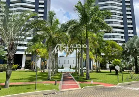 Foto 1 de Apartamento com 4 Quartos à venda, 180m² em Santa Mônica, Feira de Santana