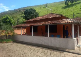 Foto 1 de Fazenda/Sítio com 4 Quartos para alugar, 300m² em Ana Florência, Ponte Nova