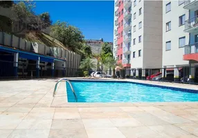 Foto 1 de Apartamento com 2 Quartos à venda, 57m² em Vila Curuçá, São Paulo