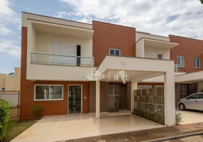 Foto 1 de Casa de Condomínio com 3 Quartos à venda, 170m² em Vale dos Tucanos, Londrina