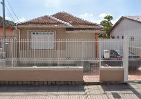 Foto 1 de Casa com 3 Quartos à venda, 100m² em Vila João Pessoa, Porto Alegre