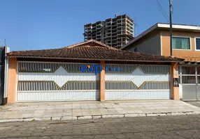 Foto 1 de Casa com 4 Quartos à venda, 146m² em Vila Guilhermina, Praia Grande