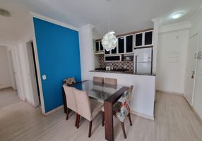 Foto 1 de Apartamento com 2 Quartos para alugar, 61m² em Jardim Tupanci, Barueri