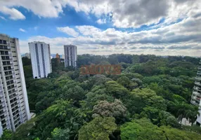 Foto 1 de Apartamento com 4 Quartos para alugar, 300m² em Santo Amaro, São Paulo