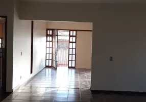 Foto 1 de Casa com 4 Quartos à venda, 300m² em Setor de Habitações Individuais Norte, Brasília