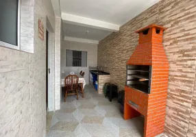 Foto 1 de Casa com 2 Quartos para alugar, 100m² em Jardim Rio da Praia, Bertioga