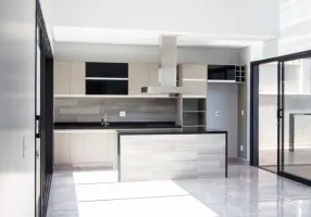Foto 1 de Casa de Condomínio com 3 Quartos à venda, 220m² em Quinta da Primavera, Ribeirão Preto