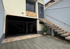 Foto 1 de Casa com 4 Quartos para alugar, 235m² em Tucuruvi, São Paulo