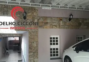 Foto 1 de Casa com 4 Quartos à venda, 217m² em Olímpico, São Caetano do Sul