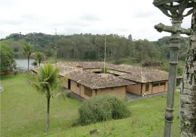 Foto 1 de Fazenda/Sítio com 6 Quartos à venda, 2000m² em Santa Isabel, Santa Isabel