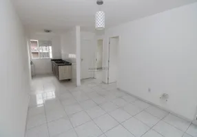 Foto 1 de Apartamento com 2 Quartos à venda, 48m² em Campo de Santana, Curitiba