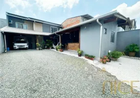 Foto 1 de Casa com 2 Quartos à venda, 163m² em Santa Regina, Itajaí