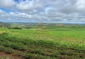 Foto 1 de Fazenda/Sítio com 2 Quartos à venda, 2800000m² em Zona Rural, Oliveira