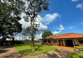 Foto 1 de Fazenda/Sítio com 8 Quartos para venda ou aluguel, 518m² em Rui Barbosa, Londrina