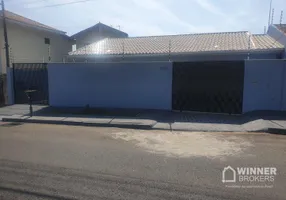 Foto 1 de Casa com 4 Quartos à venda, 216m² em Parque Residencial Tuiuti, Maringá