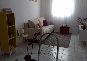 Foto 1 de Casa com 2 Quartos à venda, 75m² em Vila Laura, Salvador