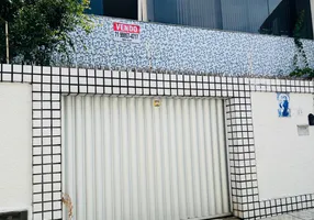 Foto 1 de Casa com 5 Quartos à venda, 190m² em Piatã, Salvador