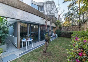 Foto 1 de Casa com 4 Quartos à venda, 430m² em Panamby, São Paulo