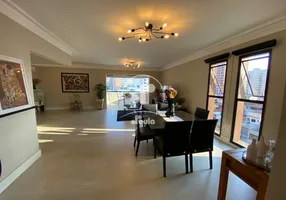 Foto 1 de Apartamento com 3 Quartos à venda, 179m² em Santo Antônio, São Caetano do Sul