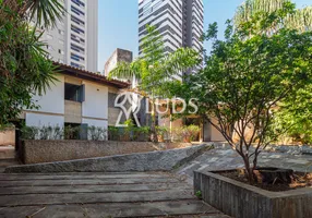 Foto 1 de Casa com 5 Quartos à venda, 346m² em Setor Bueno, Goiânia